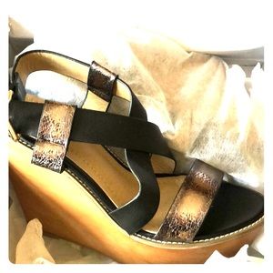 Ollio brand shoes. New in box. Never worn.